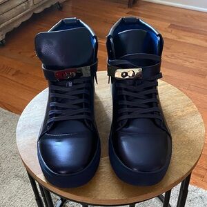 Men's Sleek Navy Blue High-Top Sneakers